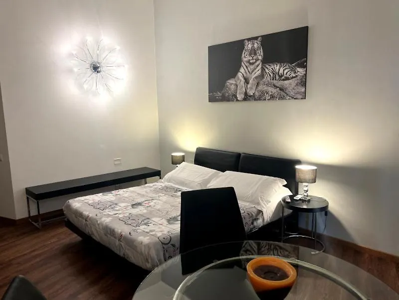 Milanoflats - New Beautiful Fully Equipped Studio Apartment With A View Of Piazza San Camillo - 5 Minutes From Central Station, M2, M3, Airport Shuttle Milan