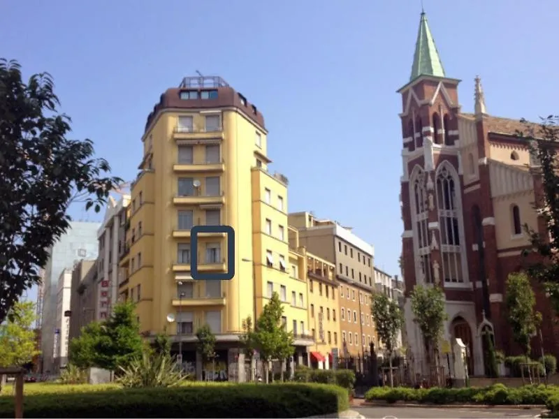 Milanoflats - New Beautiful Fully Equipped Studio Apartment With A View Of Piazza San Camillo - 5 Minutes From Central Station, M2, M3, Airport Shuttle 0*, Milan